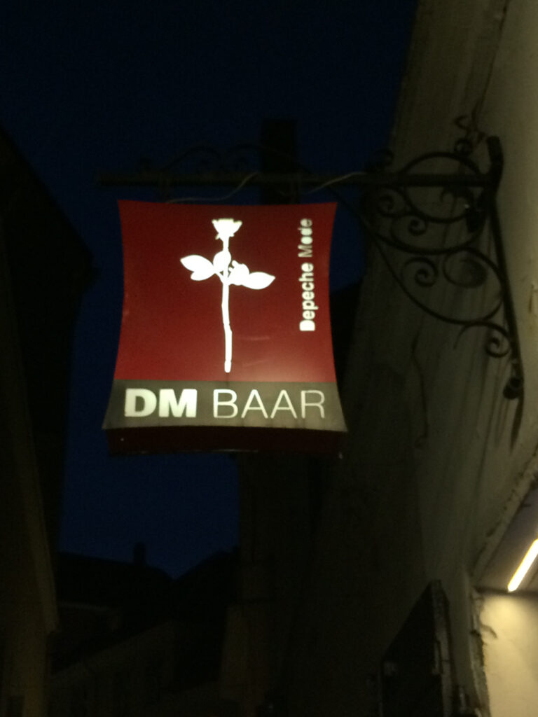 Ein Muss für alle Depeche Mode Fans!