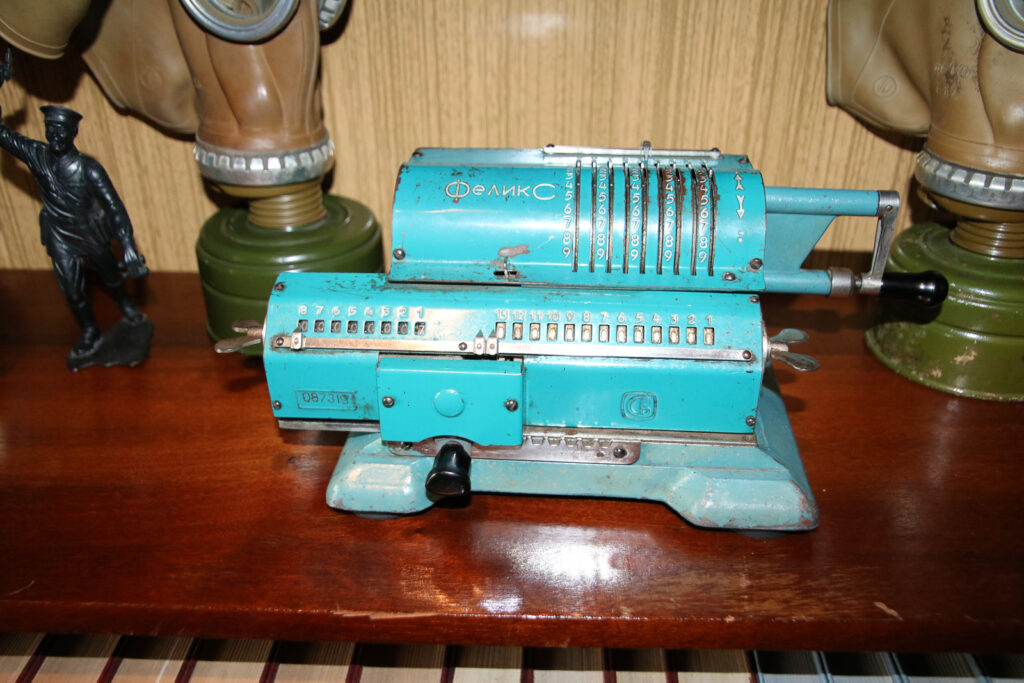 Eine alte Dechiffrier-Maschine