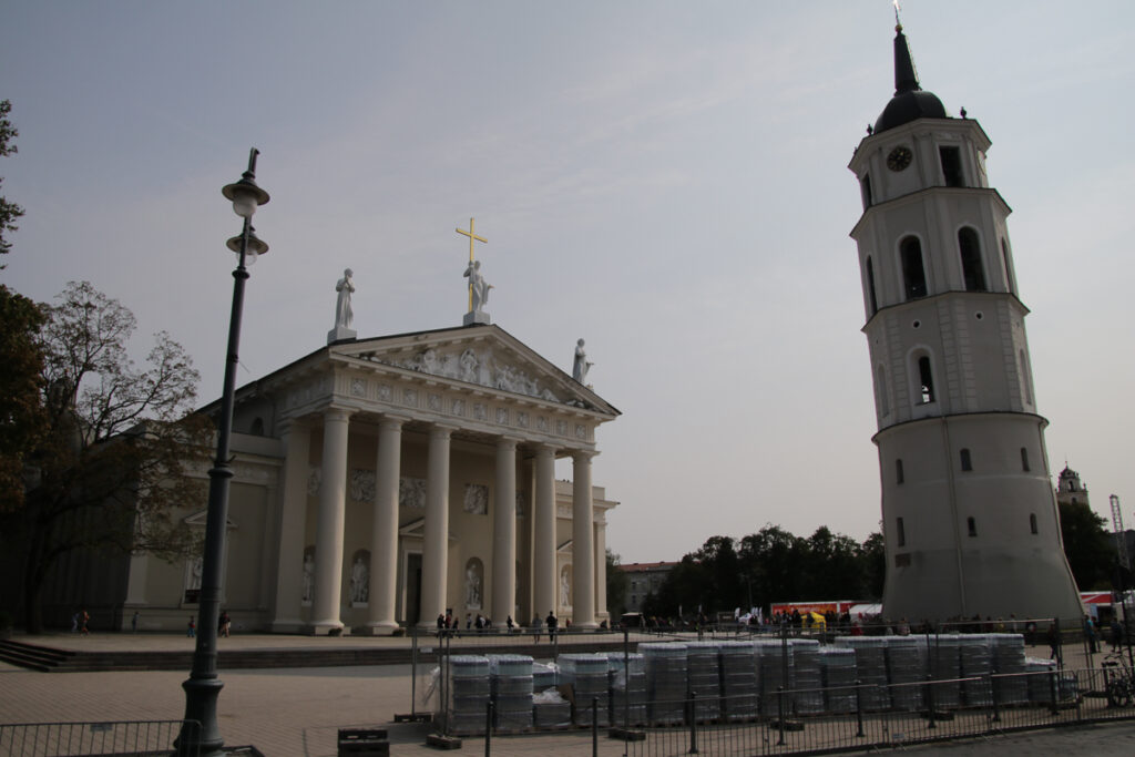 Eine der Kirche in Vilnius