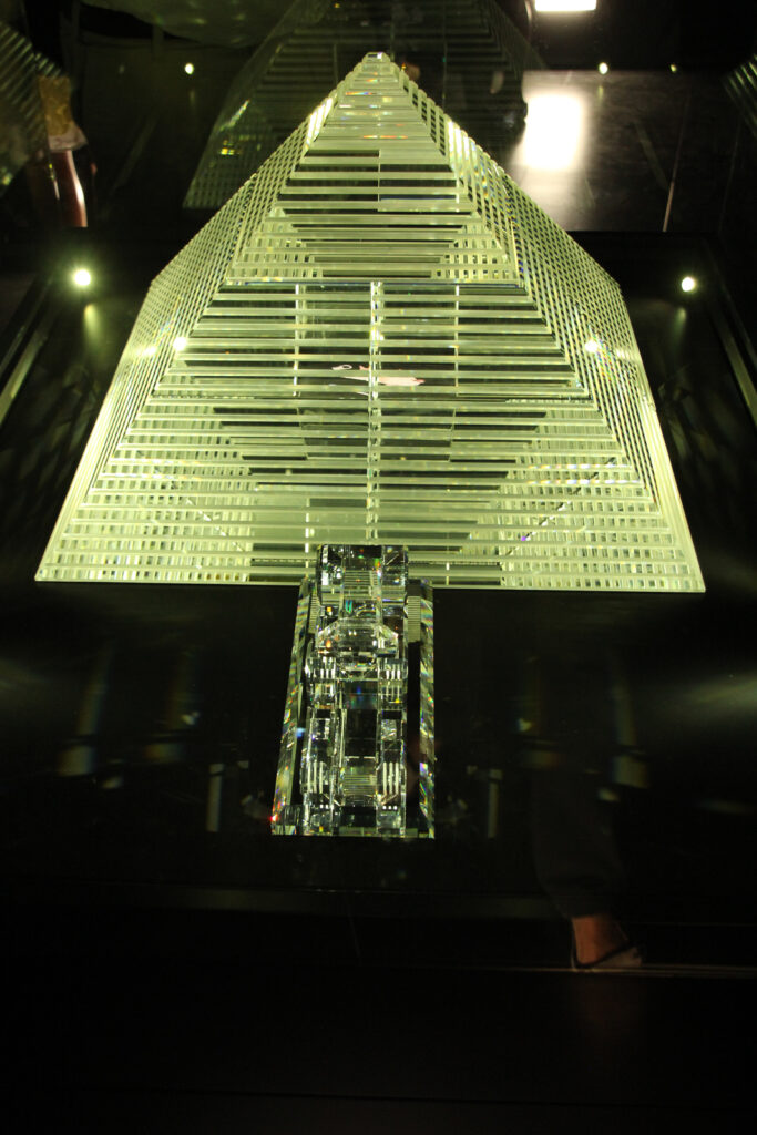 Zerbrechliche Pyramide