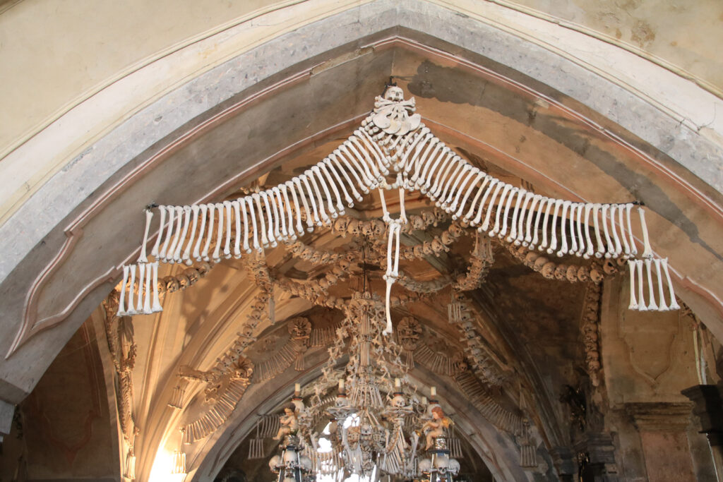 In der Knochenkirche in Kutna Ora