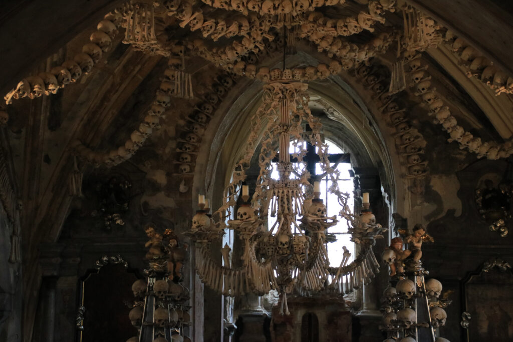 In der Knochenkirche in Kutna Ora
