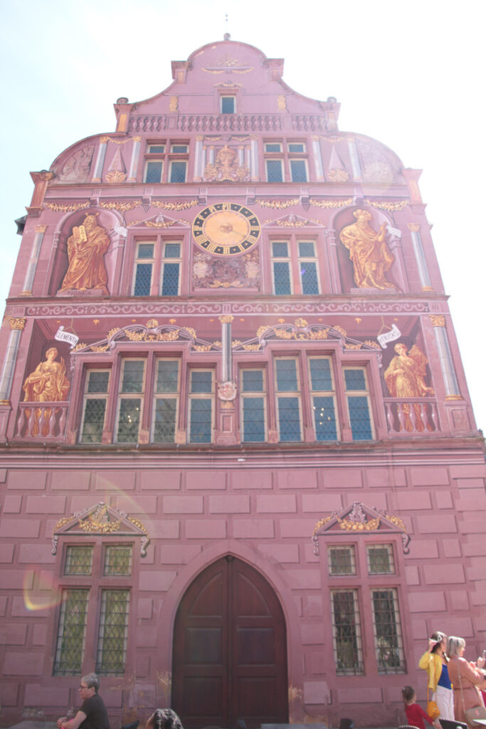 Rathaus Mulhouse - alle Pracht ist aufgemalt