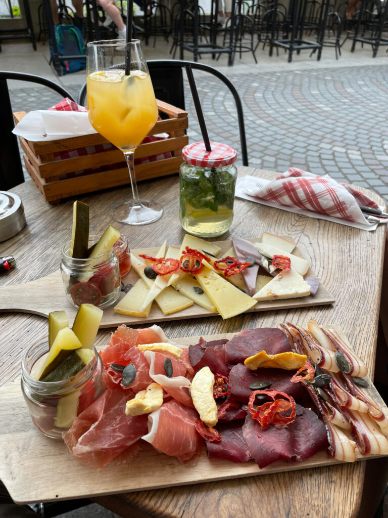 Kalte Platte auf slowenisch