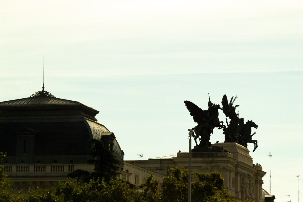 Reiterstatue und Kuppel