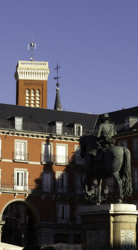Statue in Madrid