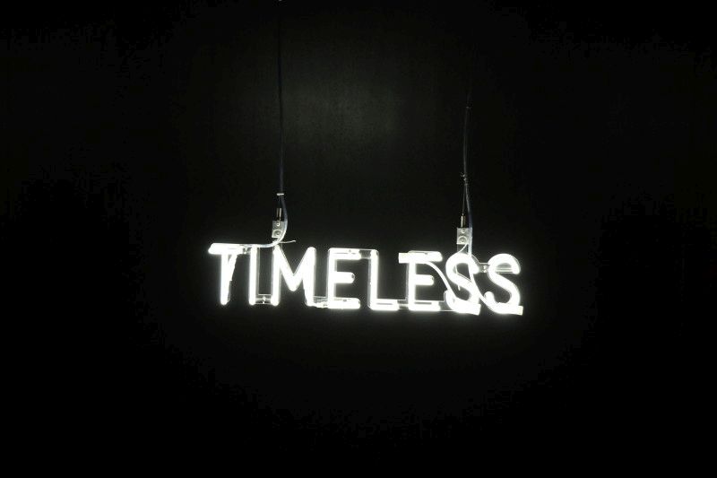 Schriftzug Timeless