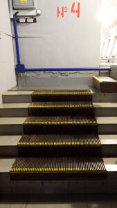 Rolltreppen im Bunker