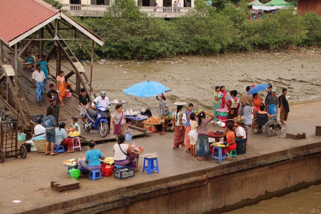 Schiffs-Quai in Yangon