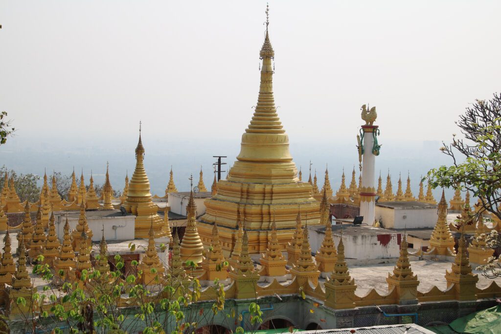 Goldene Stupa