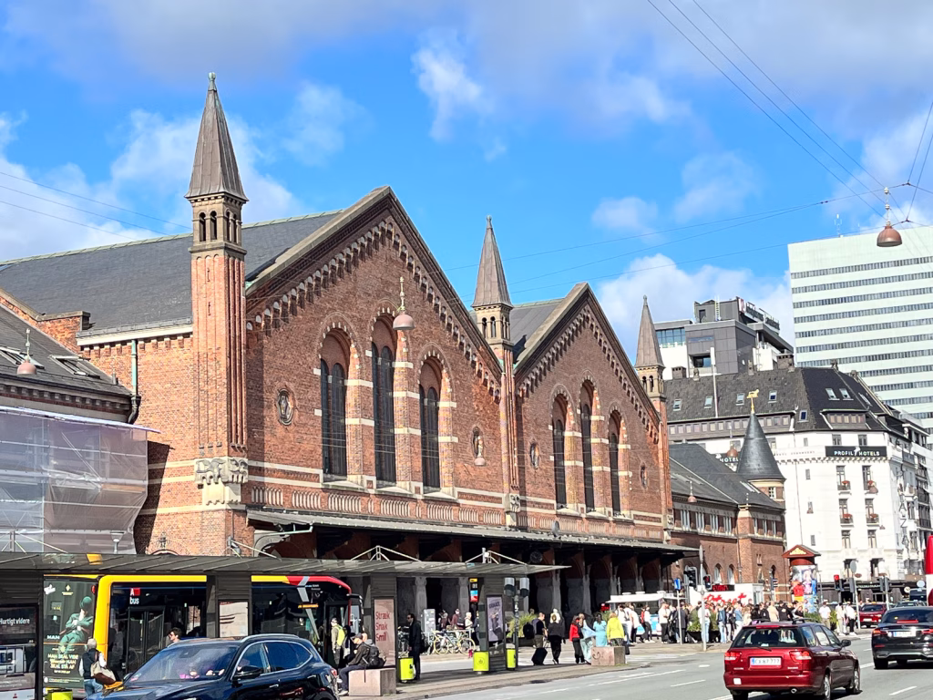 Fassade des Hauptbahnhofs