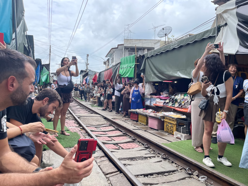 Maeklong Train Market