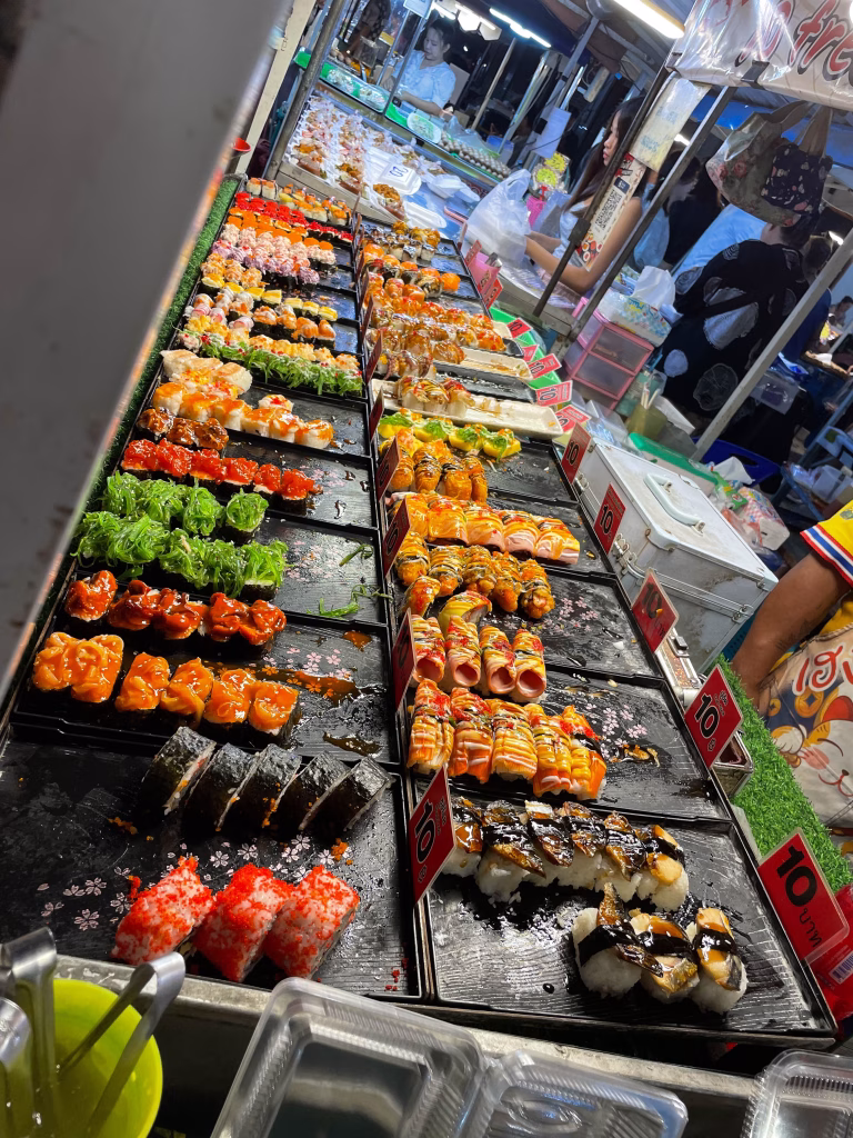 Sushi Auswahl am Markt
