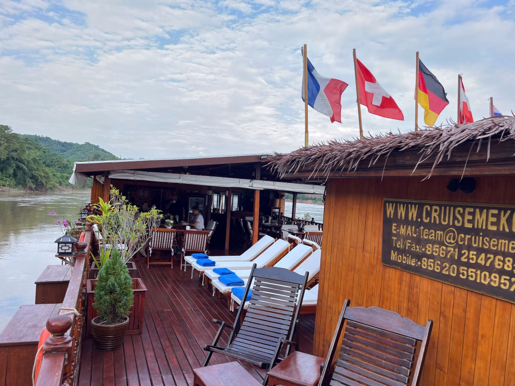 Sonnendeck der Mekong Sun