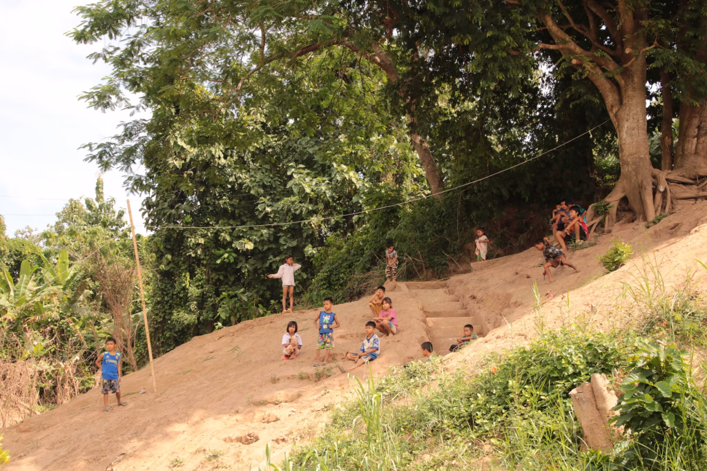 Die Kinder sind genauso neugierig auf uns, wie wir auf sie