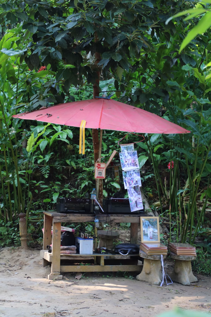 Solche Foto-Druckereien gibt es hin und wieder