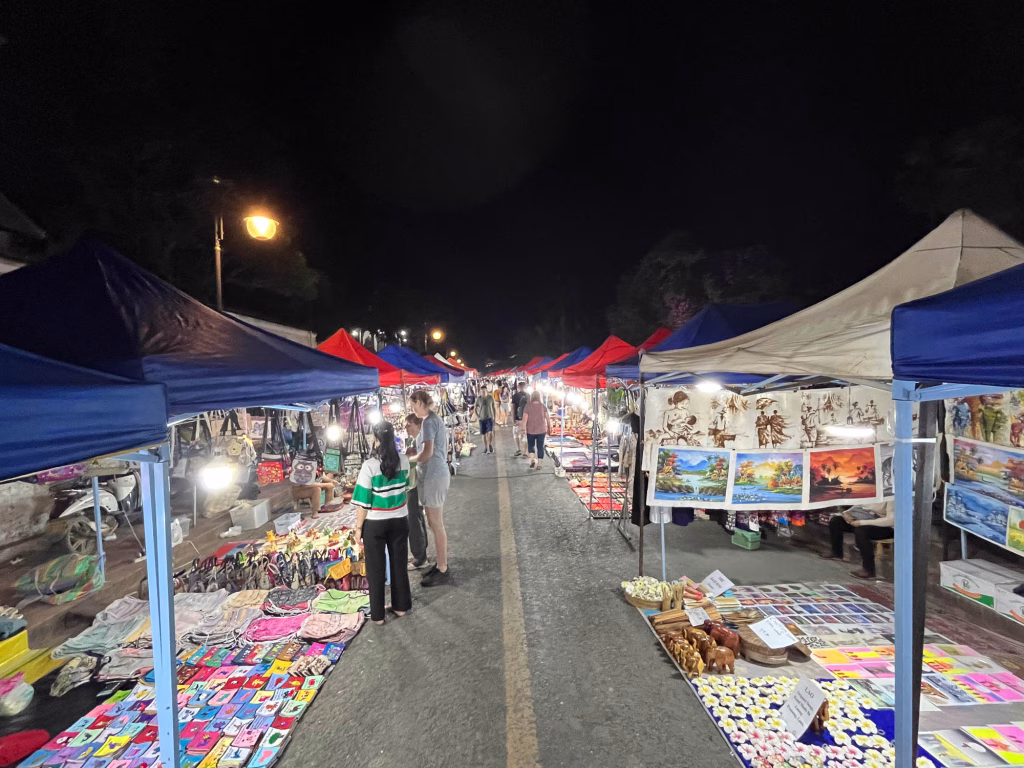 Der Nachtmarkt in Luang Prabang