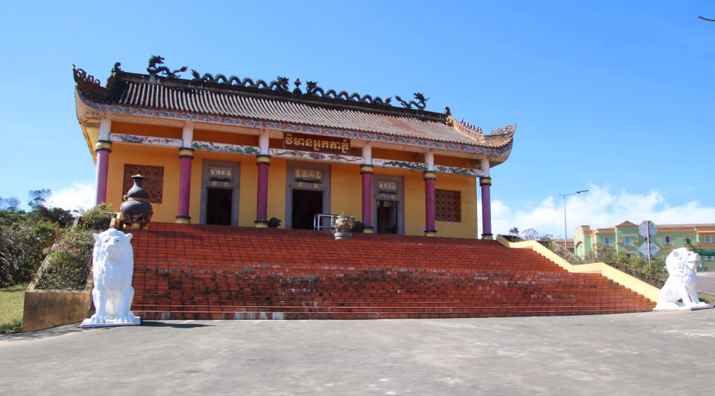 Chinesischer Tempel am Bokor Hill