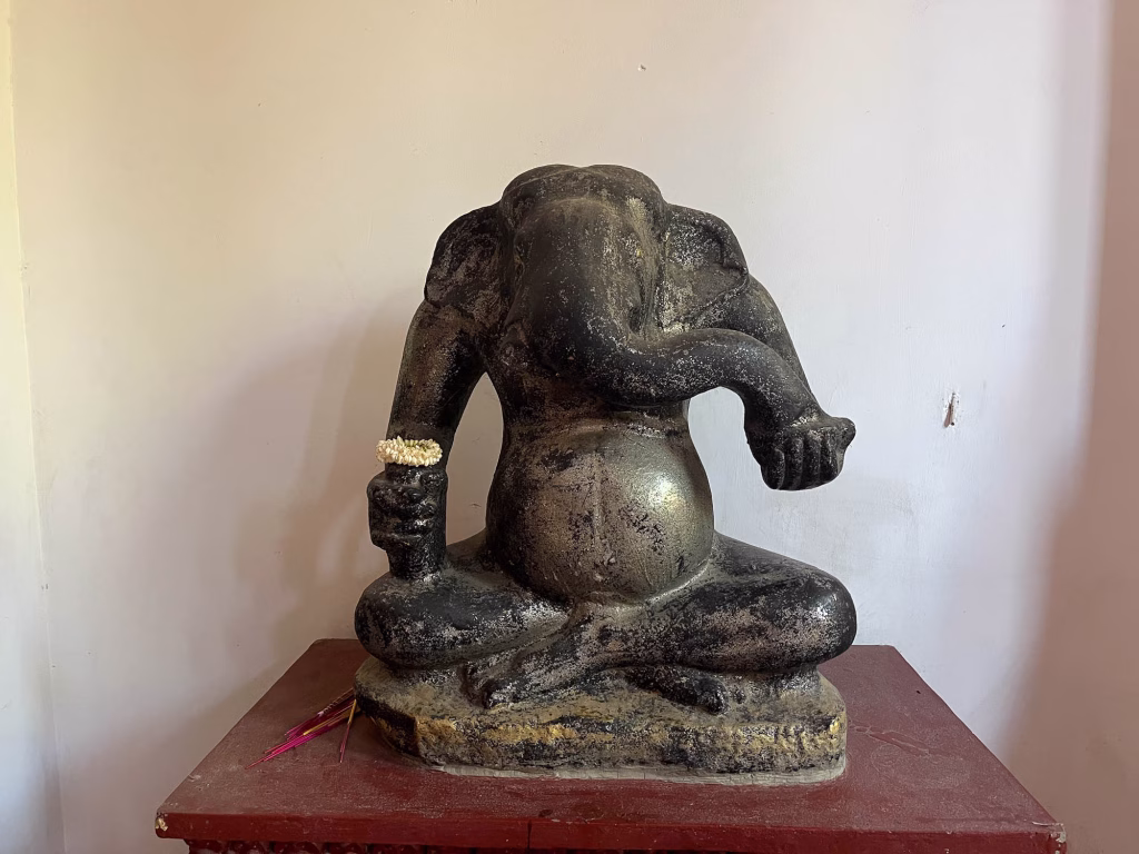 Dickbäuchiger Elefant