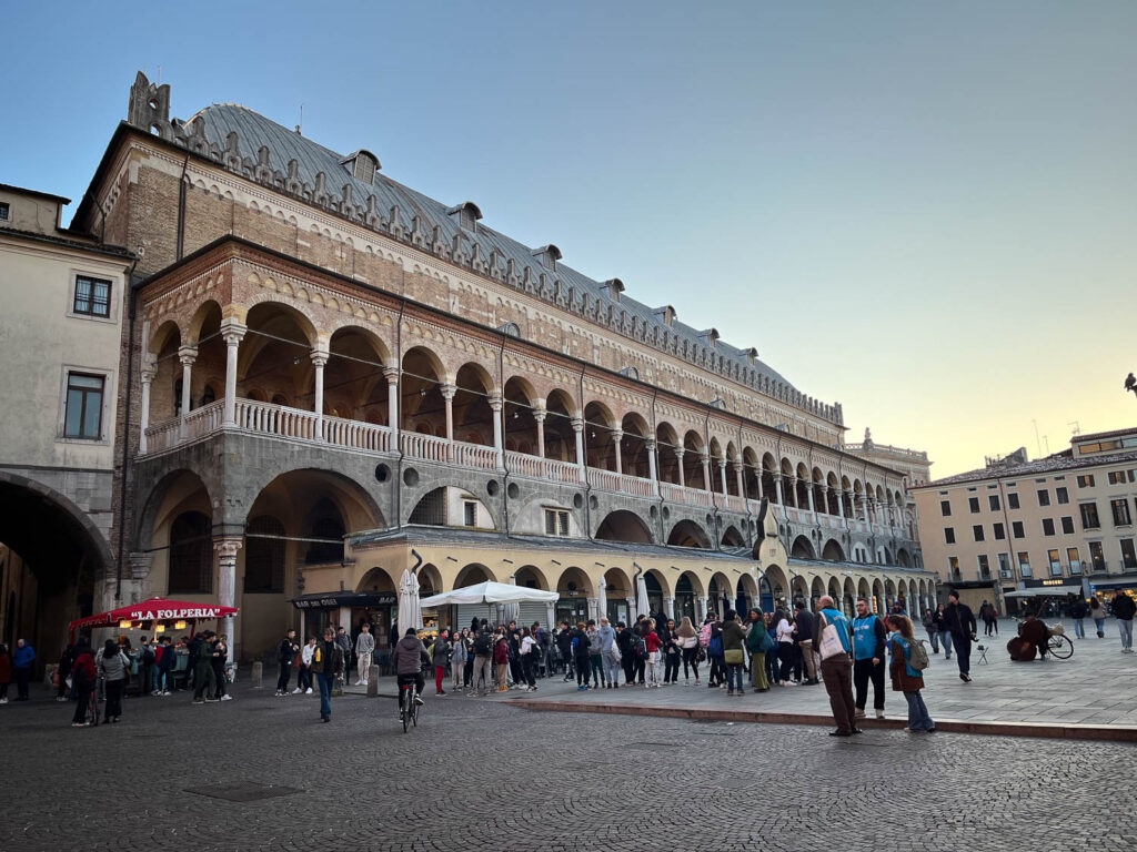 Palazzo della Ragione von außen