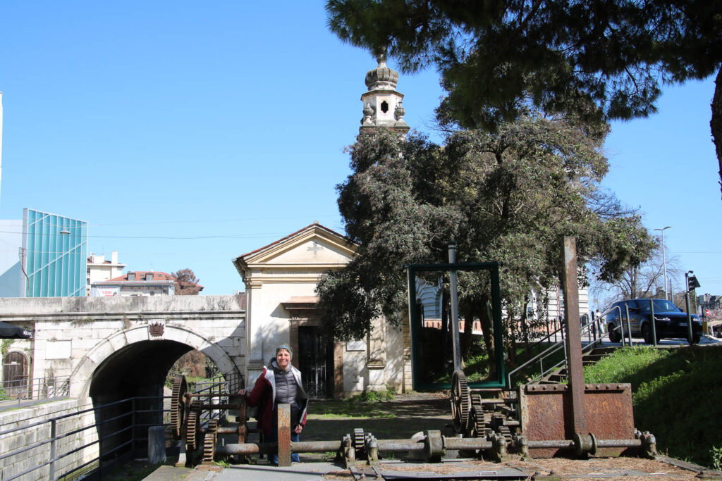 Bei einer alten Schleuse