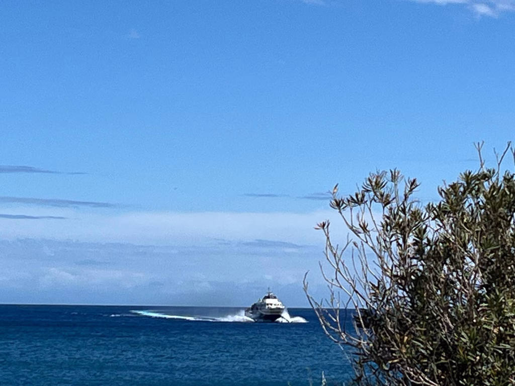 Die Fähre war ein Tragflügelboot